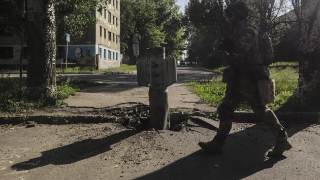 Rusia se centra en bombardear Severodonetsk mientras empieza a librar la batalla por Sloviansk