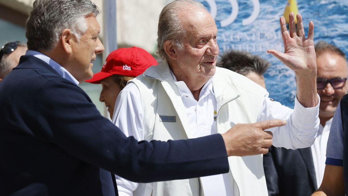 Juan Carlos I aparca su nueva visita a España por motivos «estrictamente privados»