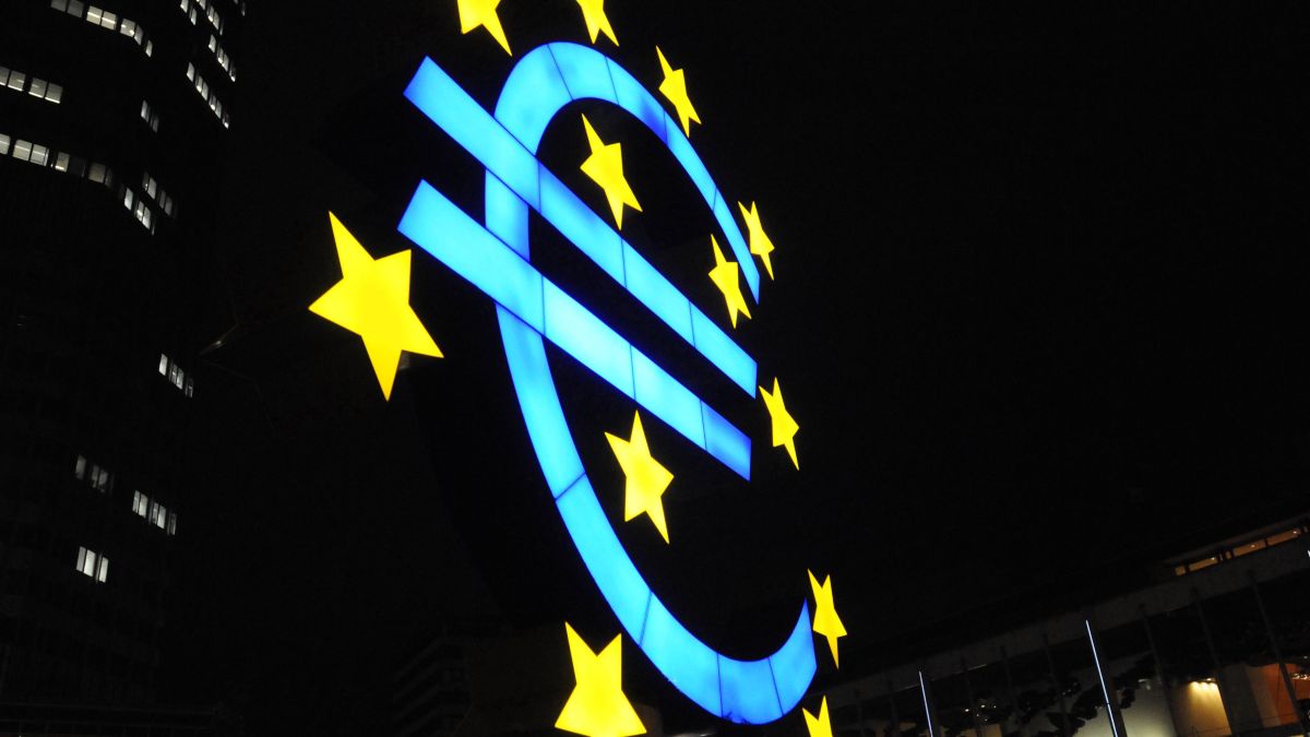 Los españoles huyen del euríbor: reducen 56.000 millones de créditos a tipo variable
