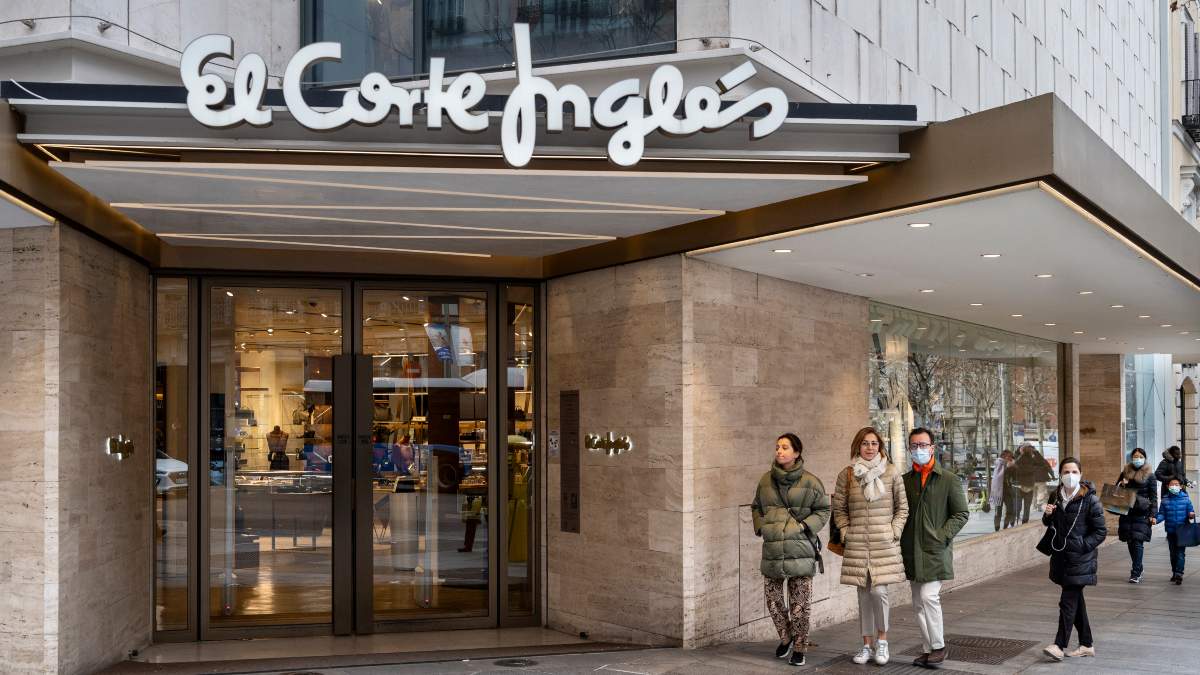 Mercadona, Inditex y El Corte Inglés empiezan la contratación para este verano