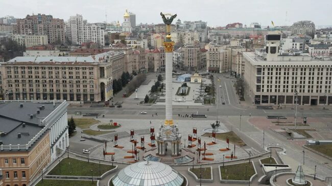 Kiev anuncia un toque de queda hasta el 3 de julio tras el aumento de los ataques rusos