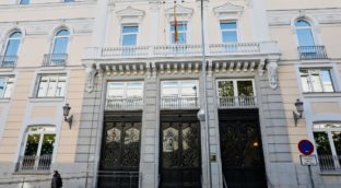 El CGPJ anula su pleno sobre el Constitucional tras la muerte de la vocal Victoria Cinto