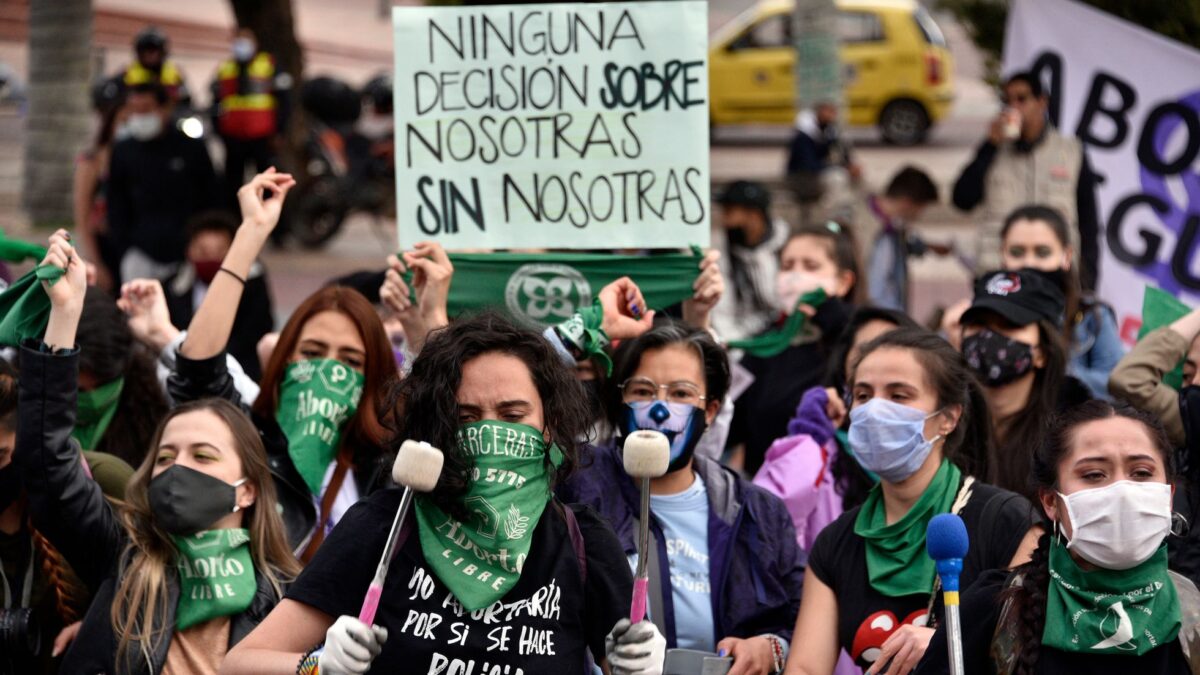 «Acabar con la sentencia social del aborto»: Petro pide en Colombia que el sistema educativo normalice la interrupción voluntaria del embarazo