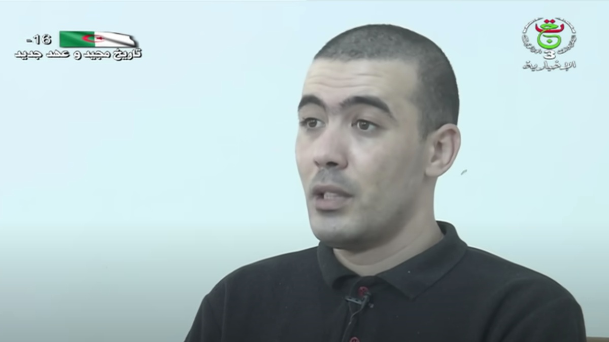 La confesión «bajo tortura» del argelino deportado provoca protestas contra el Gobierno