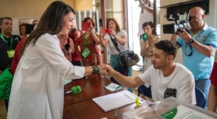 Vox mira con preocupación a las municipales tras naufragar en los pueblos de Andalucía