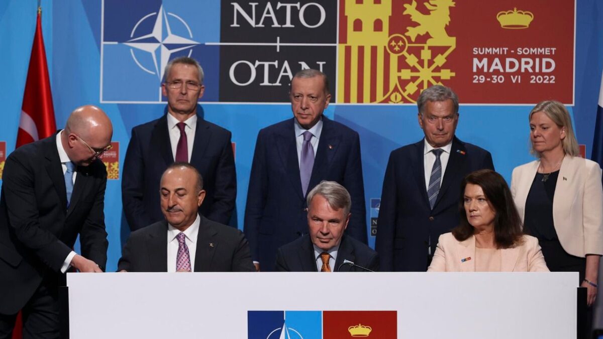 Finlandia y Suecia, a un paso de ingresar en la OTAN: Turquía retira su veto