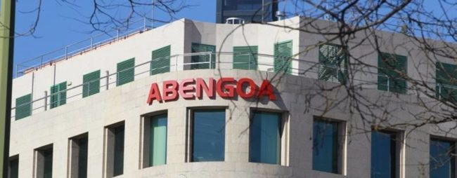 Abengoa decide entre las ofertas de Urbas y Ultramar para vender sus activos más valiosos