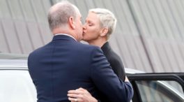 El beso de Alberto y Charlene de Mónaco: cuando una imagen vale más que mil palabras