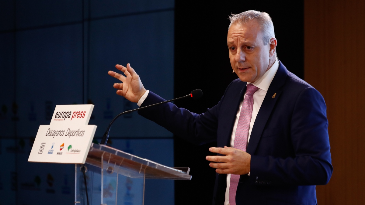 El presidente de la federación de balonmano se sube el sueldo hasta los 115.000 euros