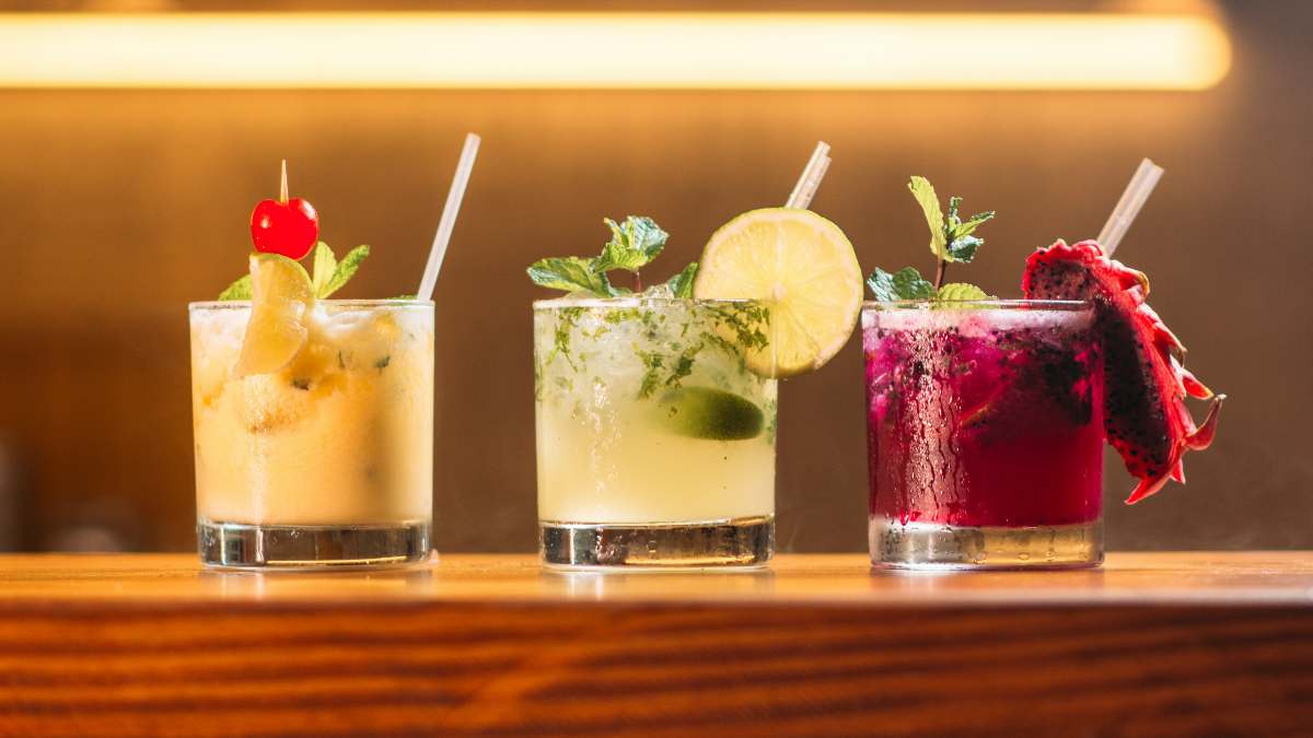 Las mejores bebidas saludables para tomar este verano, según una reconocida entrenadora