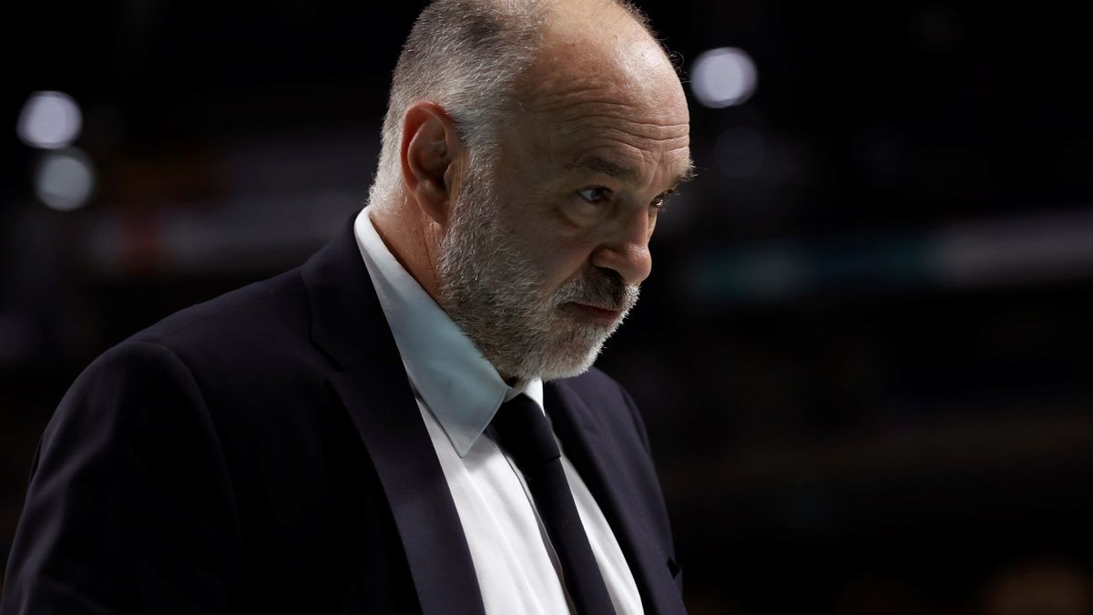 Pablo Laso, ingresado al sufrir un infarto de madrugada tras dirigir al Real Madrid de baloncesto