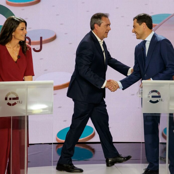 Moreno evita hablar de pactos durante el último debate y afirma querer una alianza "con los andaluces"