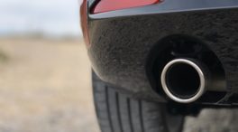 La Unión Europea acuerda prohibir la venta de coches contaminantes a partir de 2035