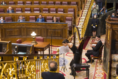 La alianza con Bildu aleja del todo a Sánchez de las víctimas de ETA: nadie acude a su homenaje