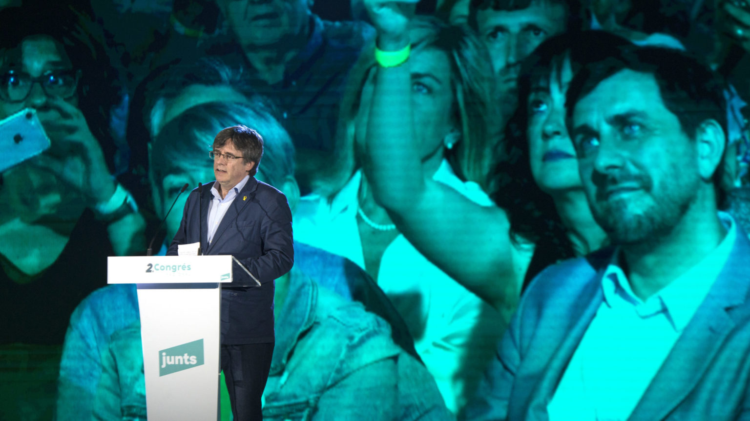 Imputan a un mosso por filtrar información reservada a un asesor de Puigdemont