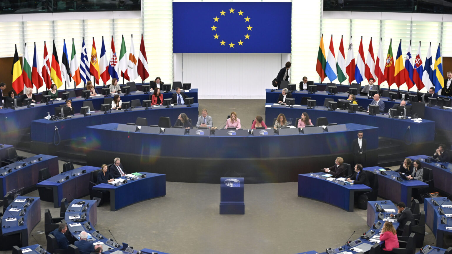 La Eurocámara defiende el acceso seguro al aborto y pretende despenalizarlo en toda la UE