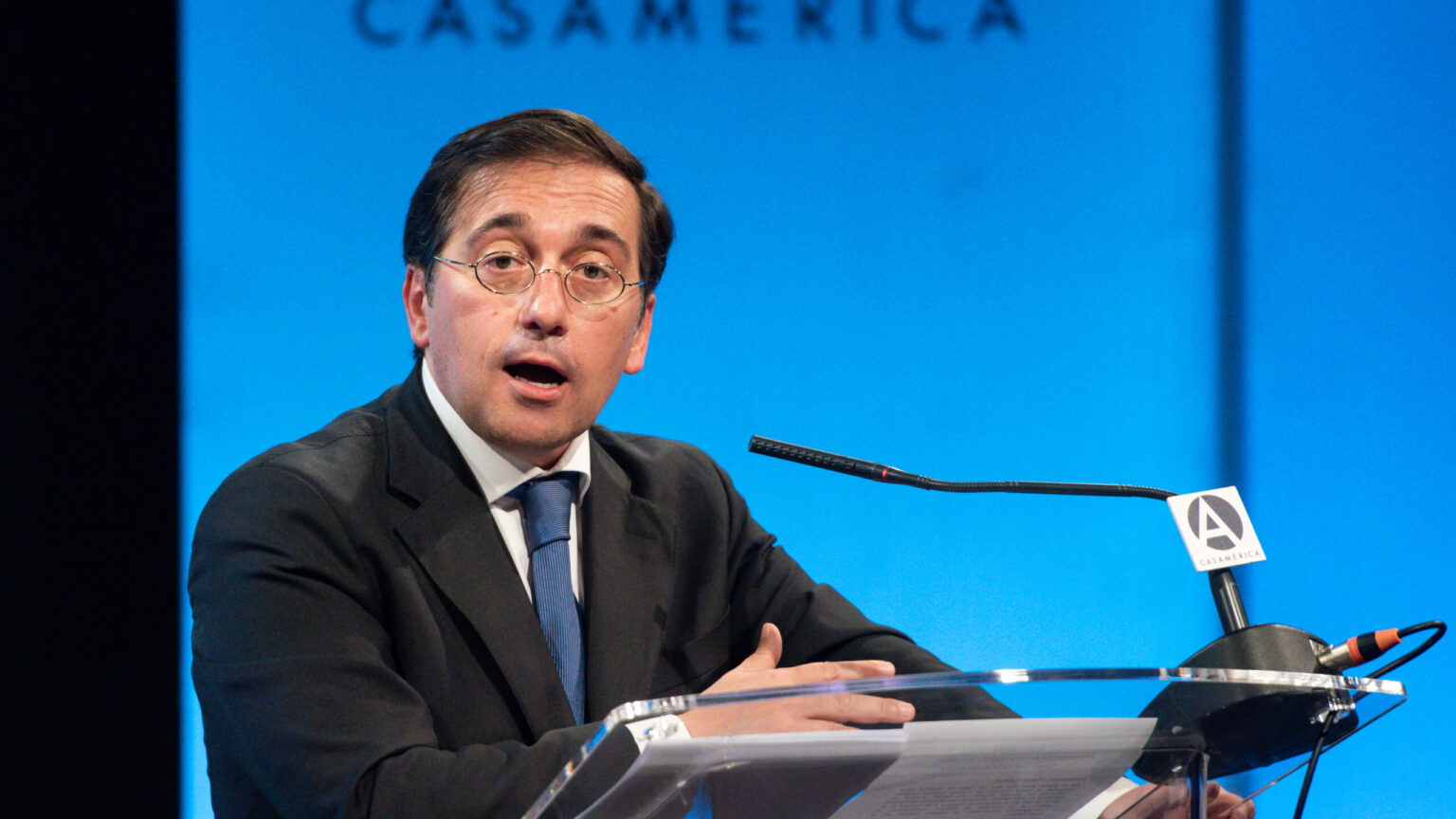 Argelia culpa a Albares de la crisis diplomática y le tacha de «pirómano» e «indigno»