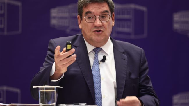 El Gobierno promete buscar soluciones para que las pensiones futuras no bajen el 9%