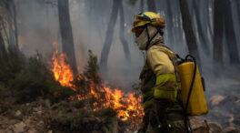 Esperando sentado al próximo incendio