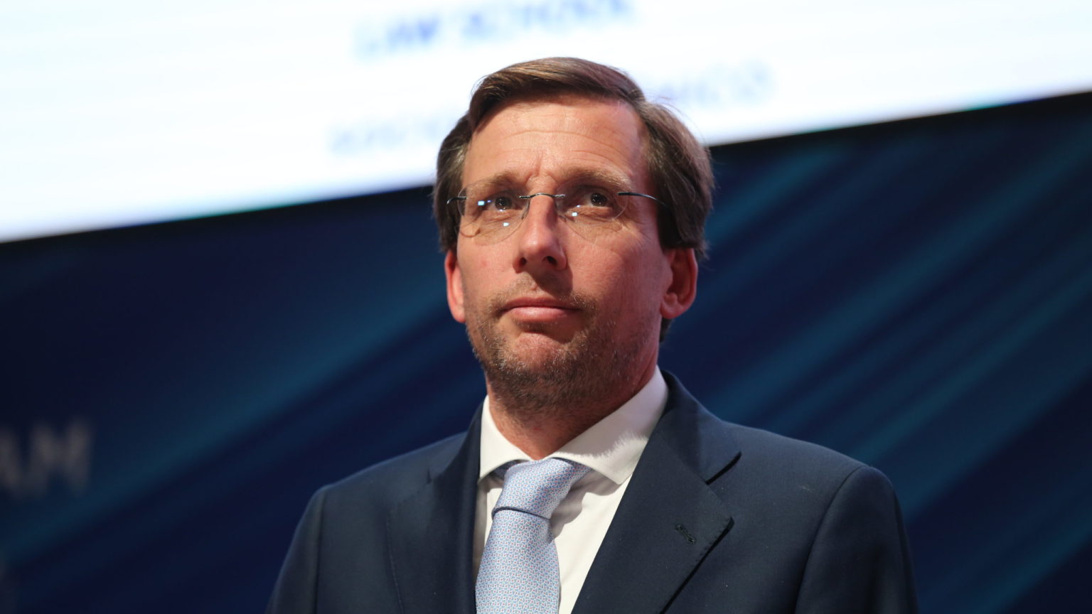 Almeida, víctima de un impostor que simuló ser el alcalde de Kiev mediante ‘deepfake’