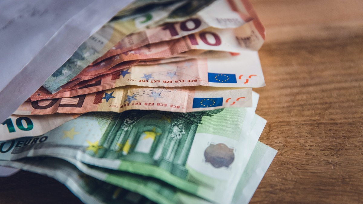 Esta es la cantidad de dinero que el Banco de España aconseja guardar en casa