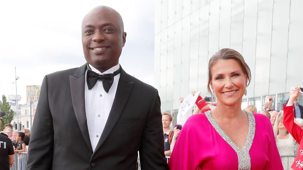 El especial regalo de Durek Verret, prometido de Marta Luisa de Noruega, a Ingrid Alexandra