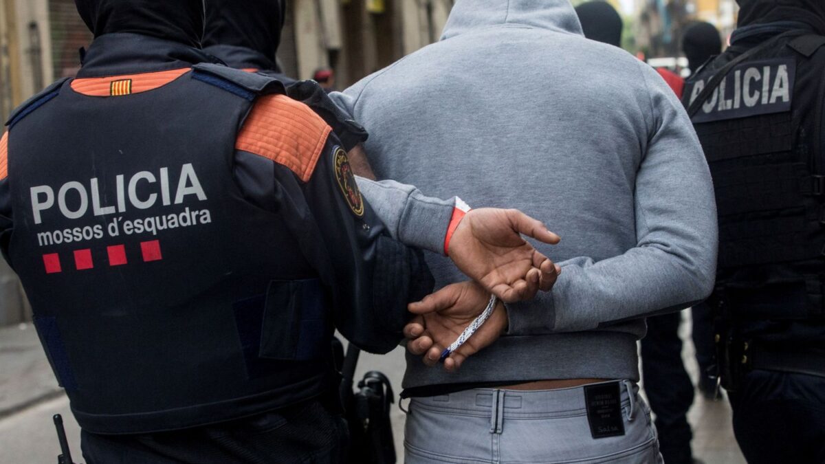 Detenido un yihadista que quería atentar en Cataluña antes de viajar a Siria