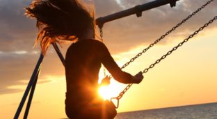 Cómo ser más feliz: el simple hábito diario (avalado por la ciencia) que da resultados