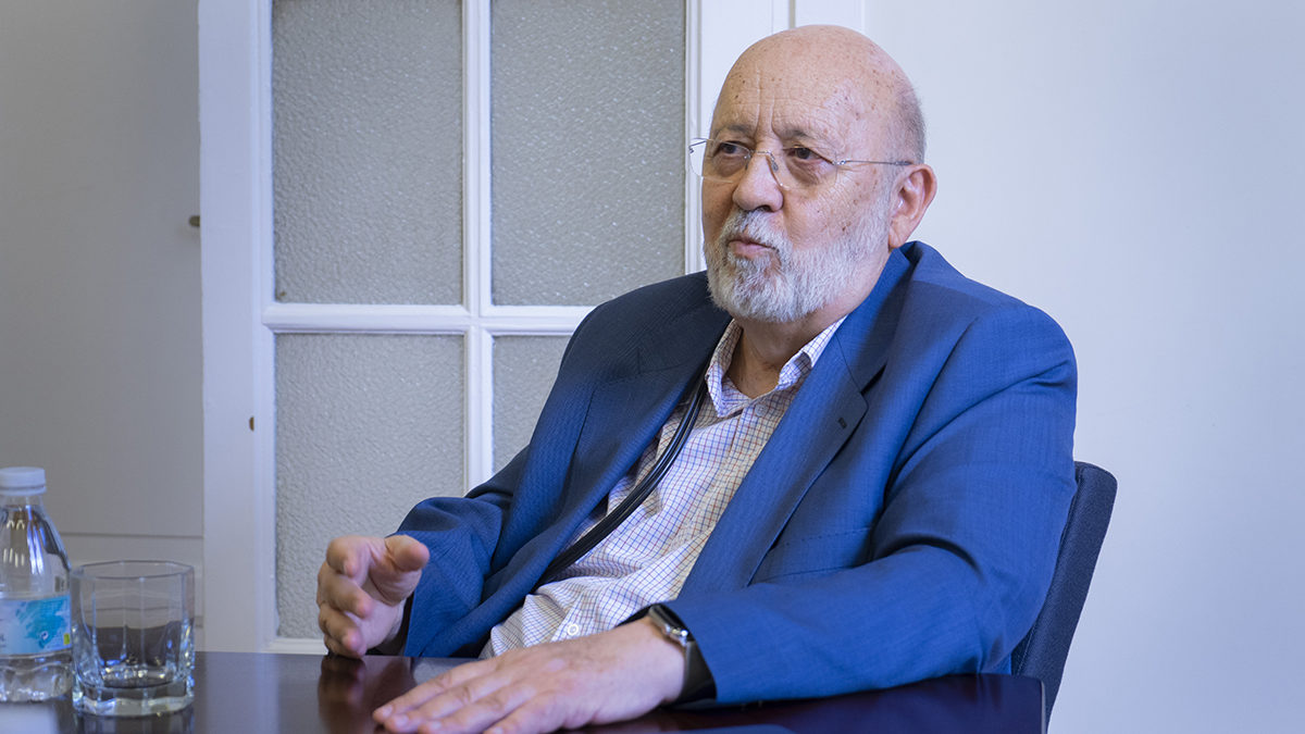José Félix Tezanos (CIS): «A veces pienso que envidian a Sánchez porque es más alto y agraciado»