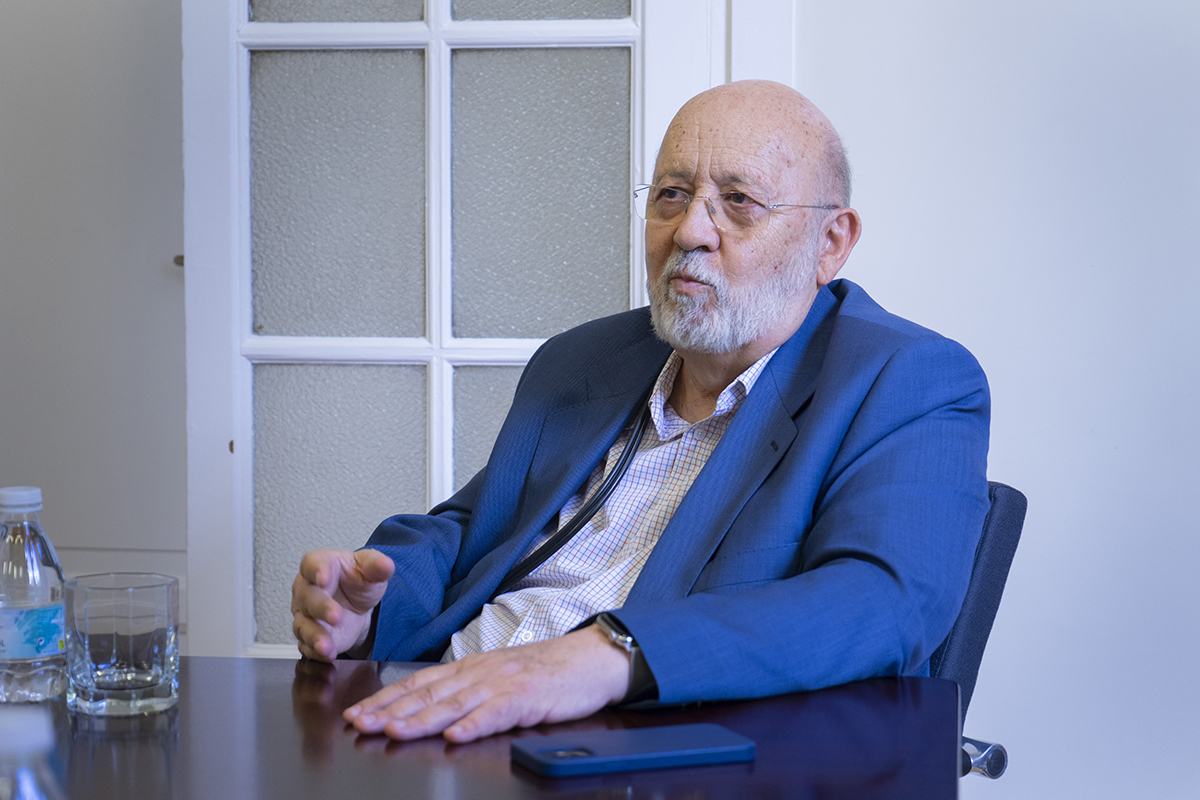 José Félix Tezanos (CIS): «Cuando llegó Pedro Sánchez el PSOE se estaba fosilizando»