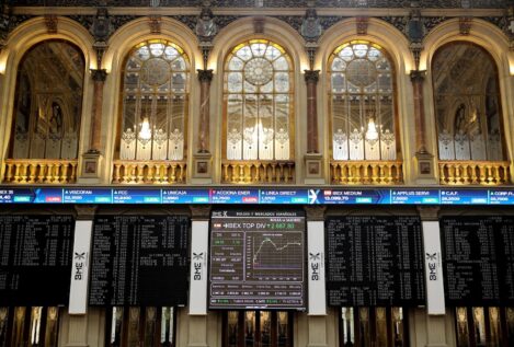 Acciona Energía y Sacyr darán el salto al Ibex 35, en lugar de Almirall y CIE Automotive