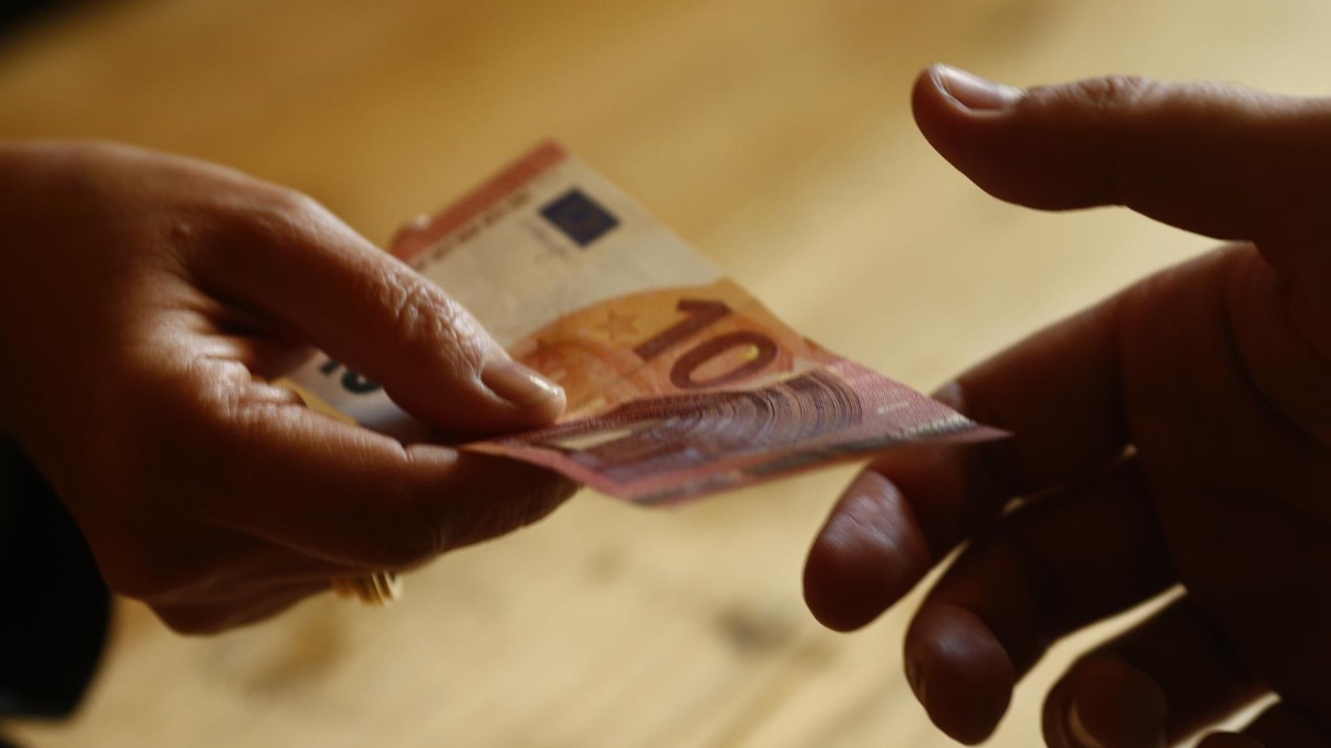 Los hogares españoles aumentan un 3% el gasto en electricidad, gas y otros combustibles