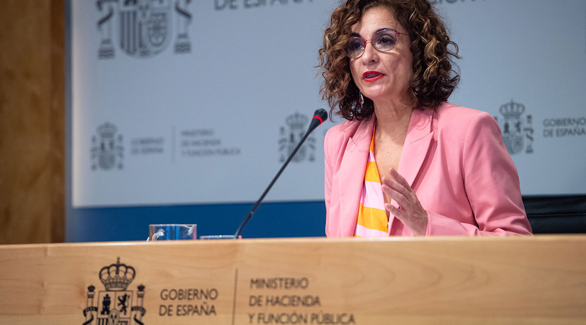 La bajada del IVA de la luz costará a las arcas publicas entre 860 y 920 millones