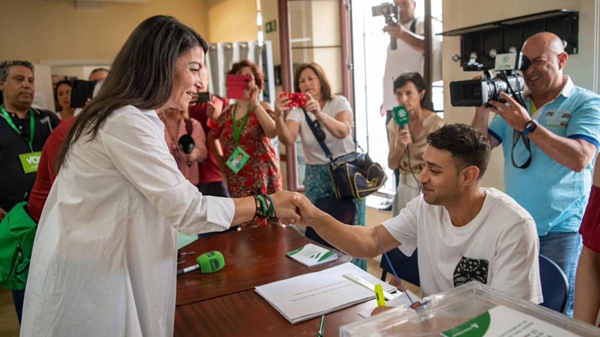 Salobreña acoge a Macarena Olona: Vox logra un mayor porcentaje que en toda Andalucía