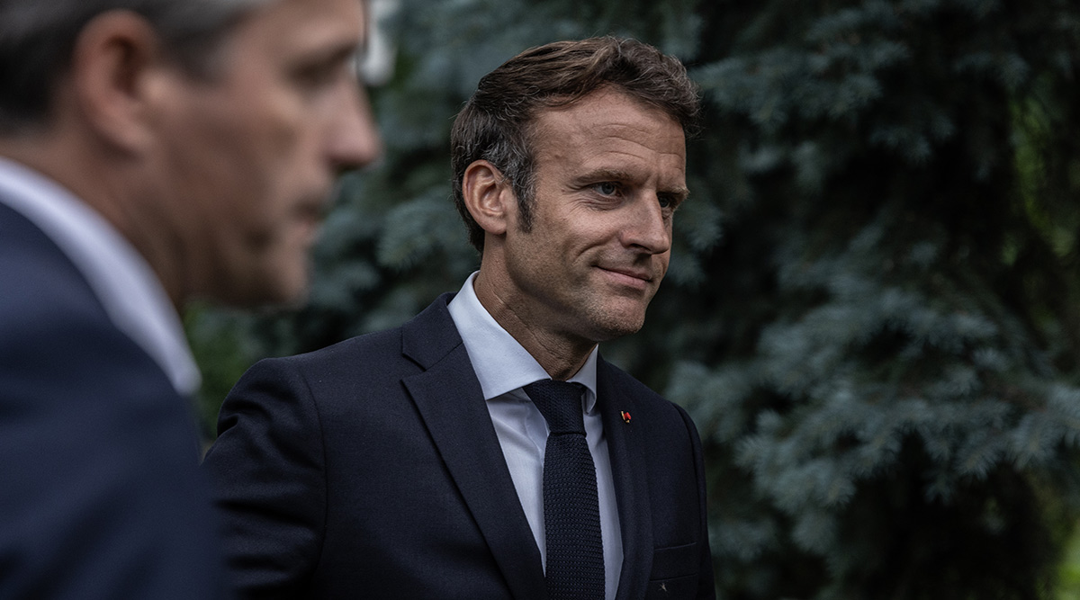 Macron se juega este domingo la mayoría absoluta en la segunda vuelta de las legislativas