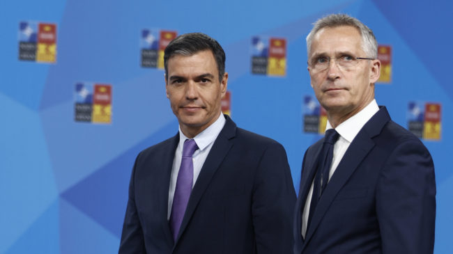Sánchez y Stoltenberg difieren sobre la defensa aliada de Ceuta y Melilla en caso de ataque