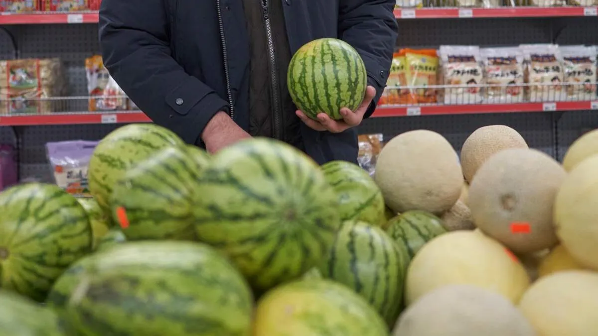 La crisis inflacionista dispara los precios de la sandía y la cerveza en pleno verano