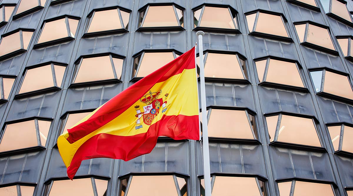 El Gobierno no va 'de farol' con su asalto al TC y pretende aprobar la reforma el 11 de julio