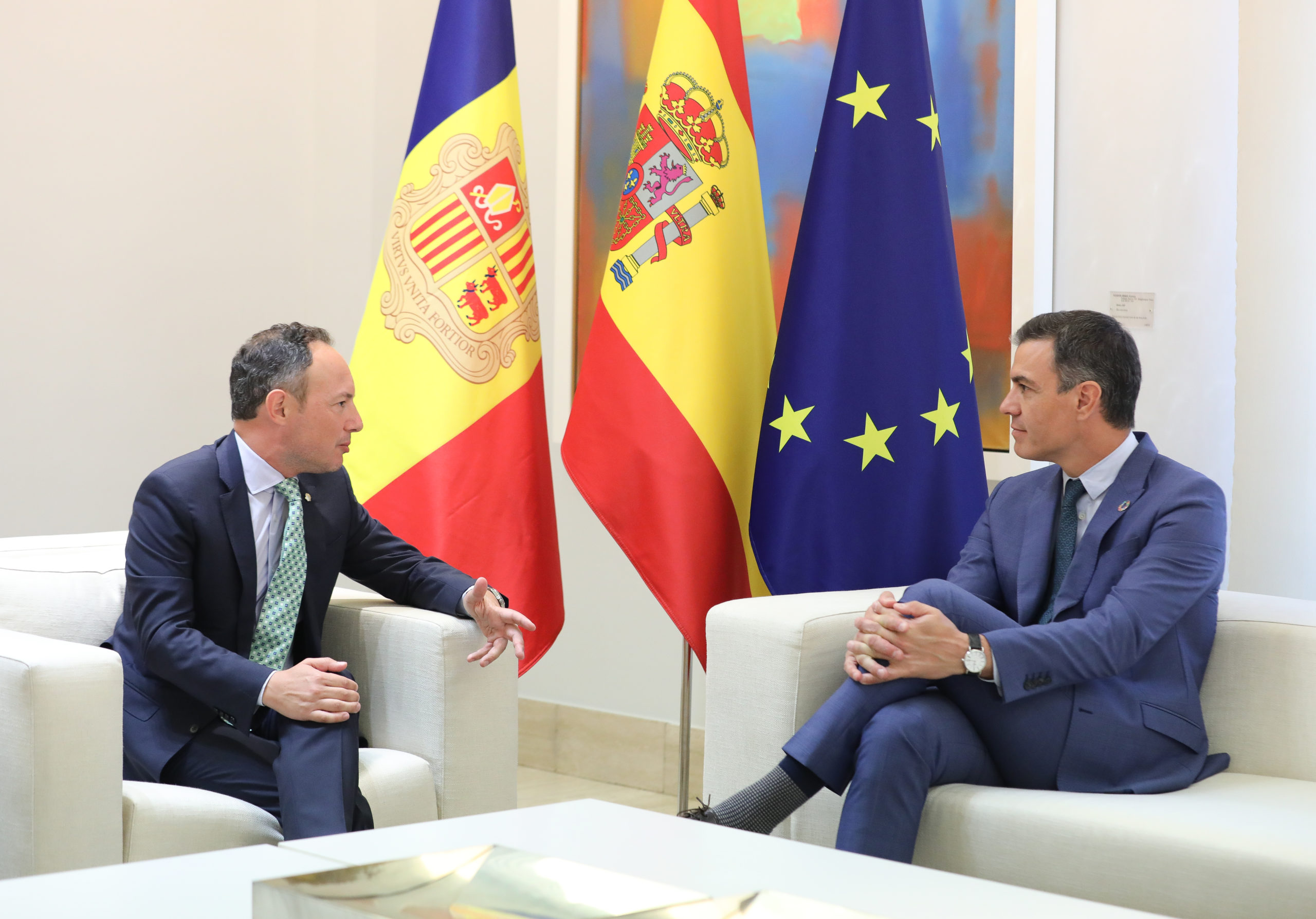Sánchez recibe al presidente del Gobierno del Principado de Andorra