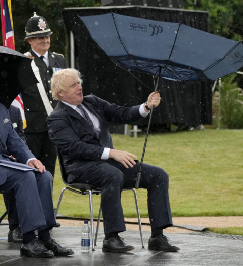 Las imágenes más icónicas de Boris Johnson durante su mandato como primer ministro británico