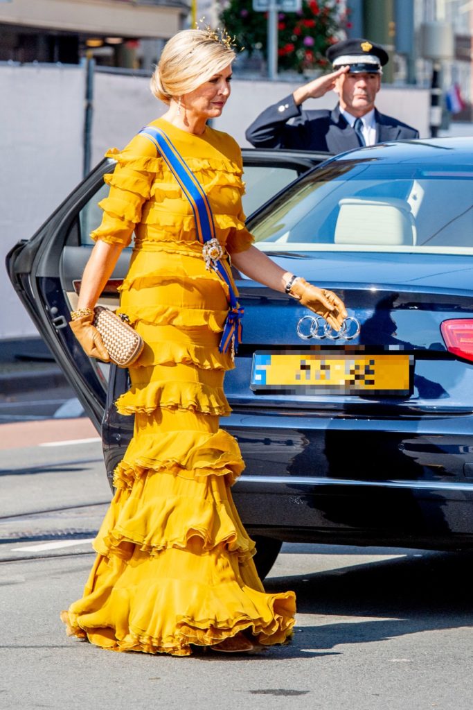 La reina consorte del trono de Orange, a su llegada a un acto institucional en La Haya | Gtres