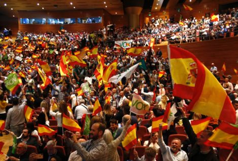 Vox, condenado a indemnizar por vulneración de derechos en sus primarias de Granada