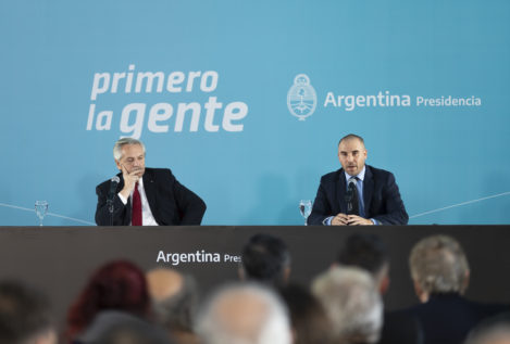 La dimisión del ministro de Economía argentino desata una tormenta política en el país