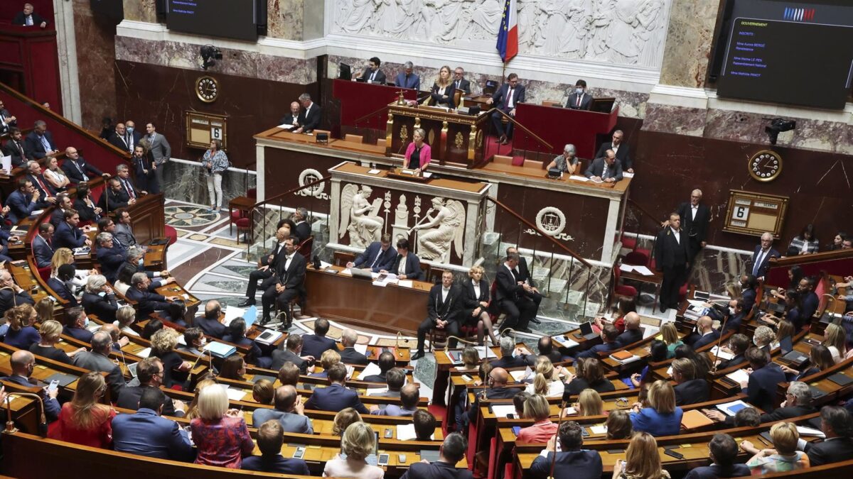 La Asamblea de Francia rechaza por amplia mayoría la moción de censura de la izquierda