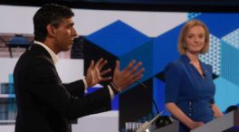 Truss y Sunak chocan en los impuestos en el primer debate para liderar a los conservadores