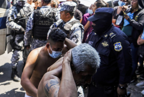 Las fuerzas de seguridad de El Salvador detienen a 46.000 pandilleros en 110 días