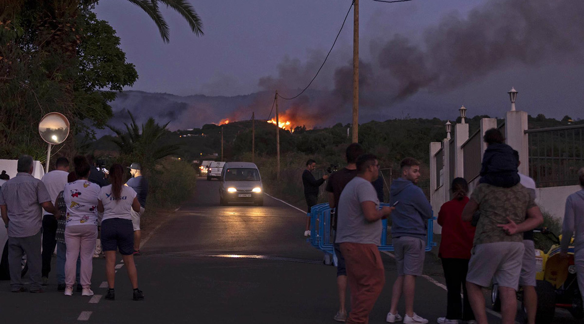 El incendio de Tenerife alcanza el Parque Nacional del Teide