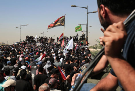 El Gobierno de Irak suspende la jornada laboral en sus instituciones para frenar la revuelta popular