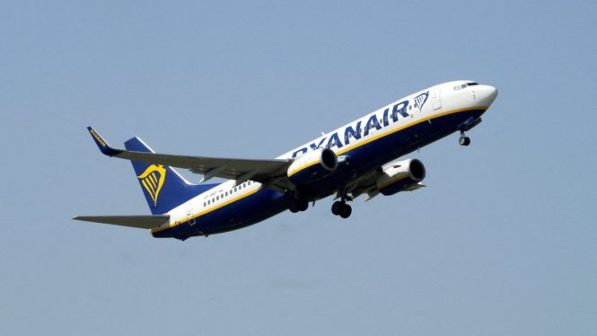 La huelga de Ryanair obliga a cancelar cuatro vuelos y a retrasar otros 33