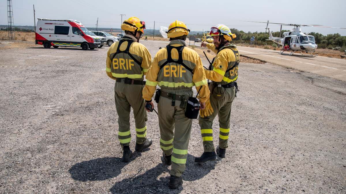 Las llamas afectan ahora al Valle del Jerte: «Está claro que es un incendio provocado»